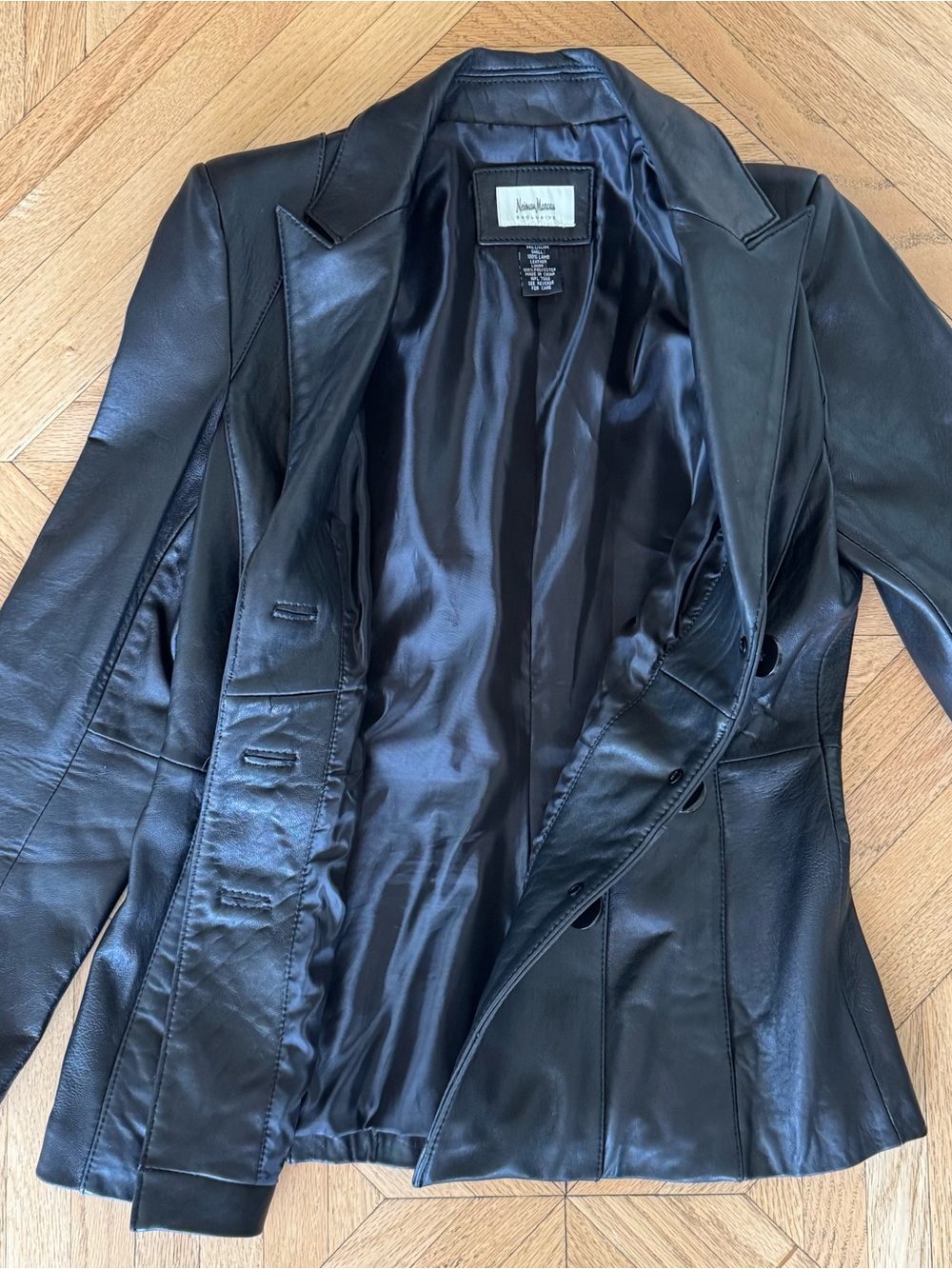Neiman Marcus Exclusive Lamb Leather Blazer Jacket - Picture 6 of 9